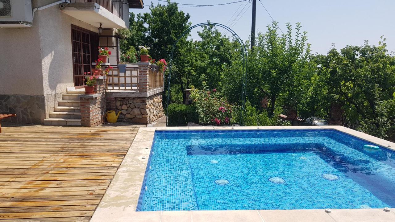 Къща За Гости Каза Роза - Swiss Style Chalet Casa Rosa Guest House Kjustendil Exteriér fotografie
