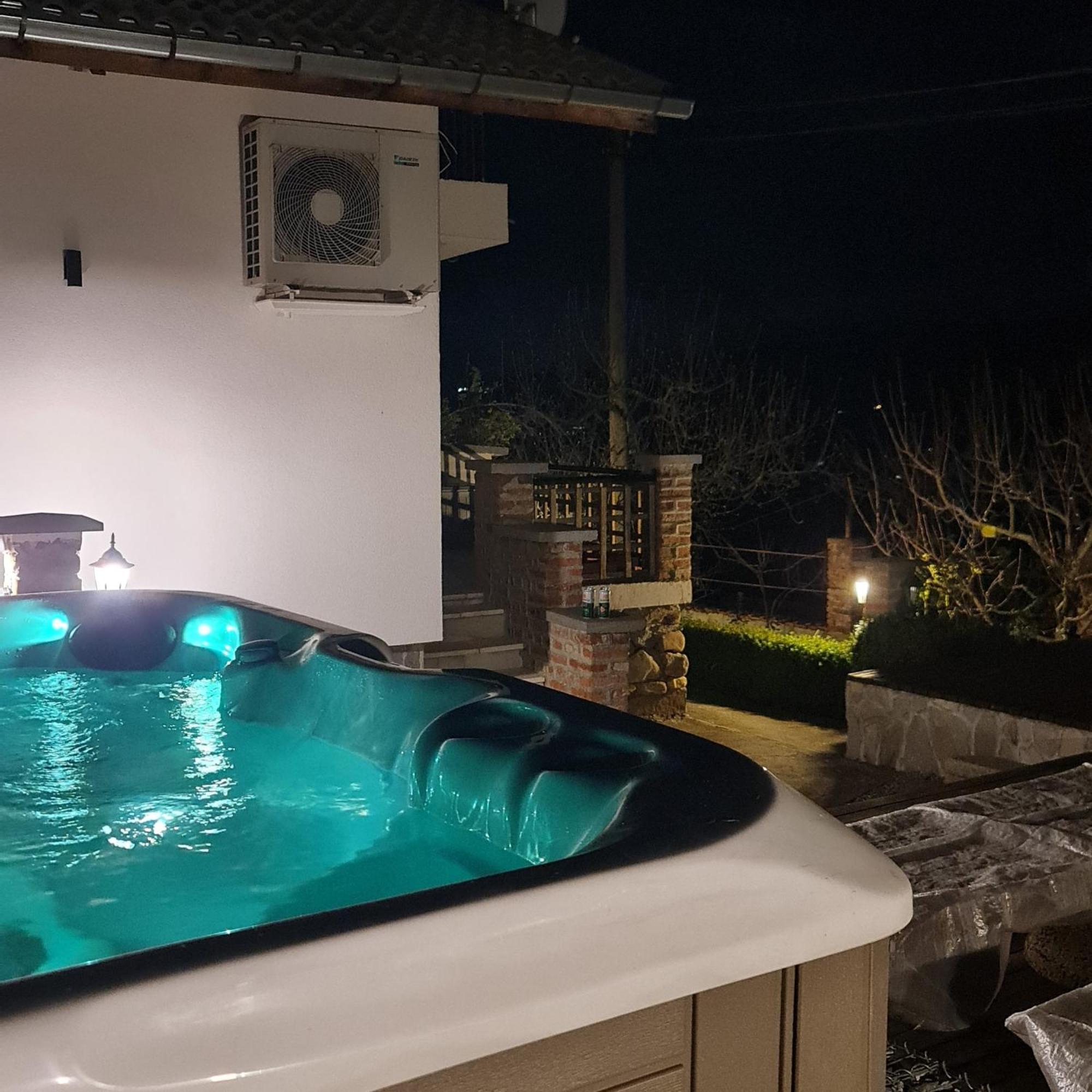 Къща За Гости Каза Роза - Swiss Style Chalet Casa Rosa Guest House Kjustendil Exteriér fotografie